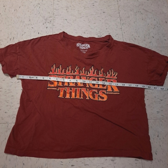 Stranger Things | Rusty red cropped women's graphic t shirt - Picture 8 of 10